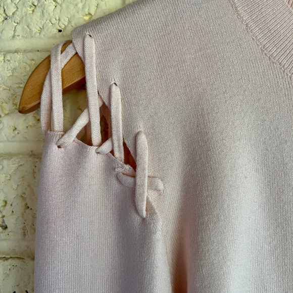 John + Jenn Light Pink Sweater with Stitched/Cut Out Style Sleeve - Picture 4 of 8